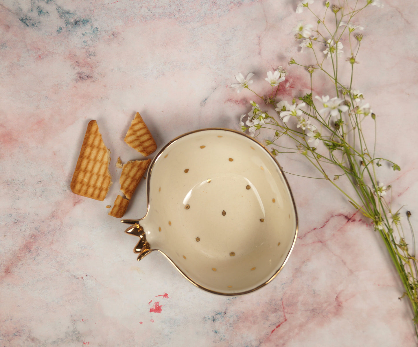 Pure Elegance: Set of White Pomegranate-Shaped Bowls, A Fusion of Sophistication and Unique Design