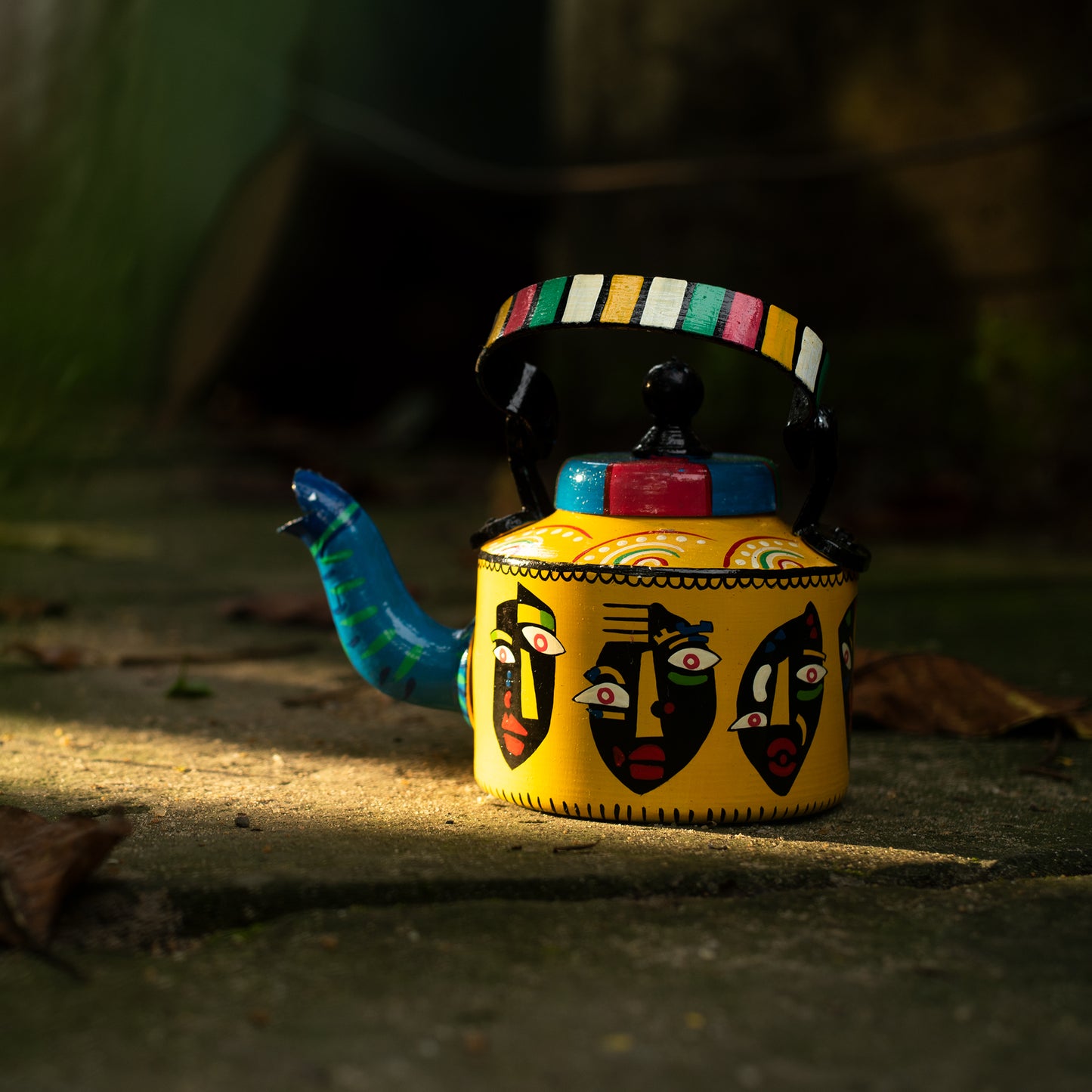 'Trimurti' Terracotta Kettle